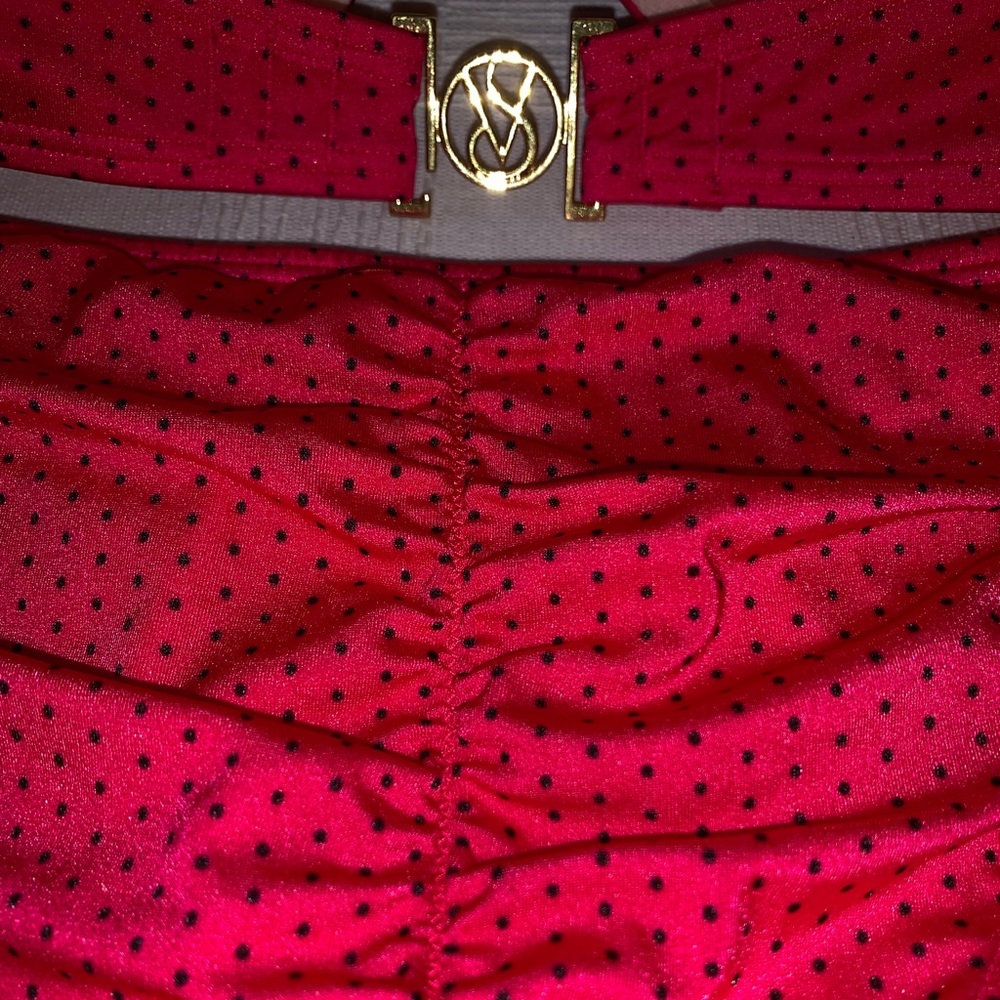 Victorias Secret Bikini - Picture 3 of 6
